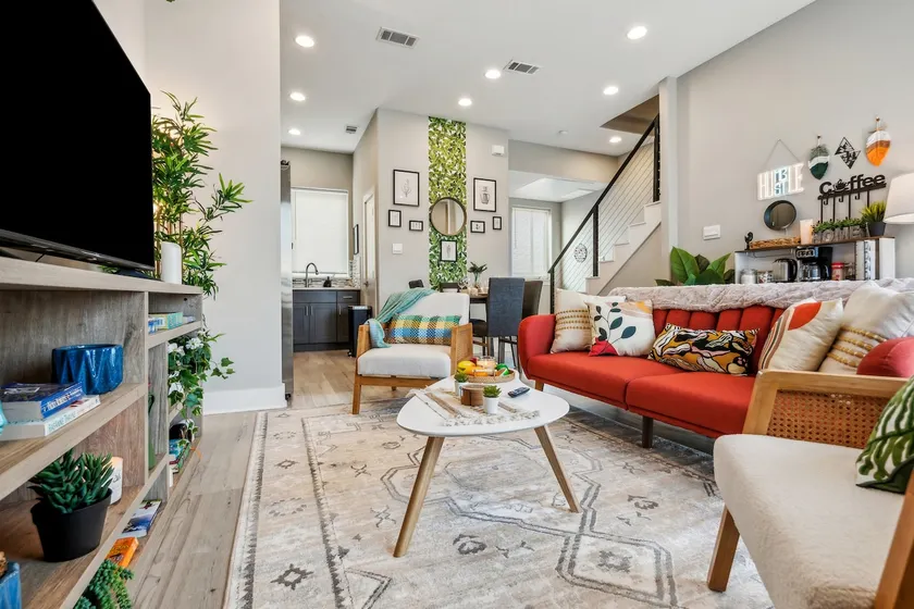 Charming 2BD Townhouse in the Heart of FortWorth - Image 1
