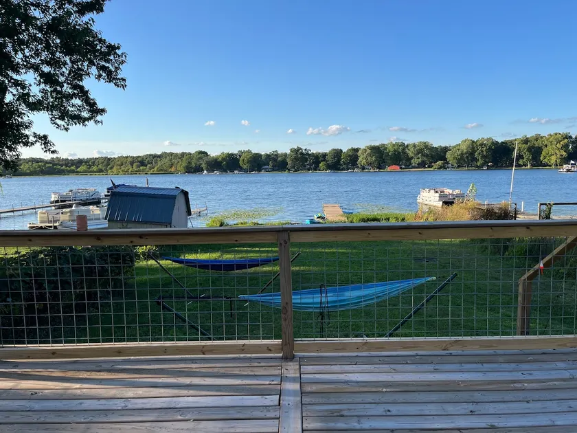 On Lake Time - Image 1