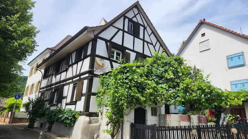 400-year-old half-timbered house - Image 1