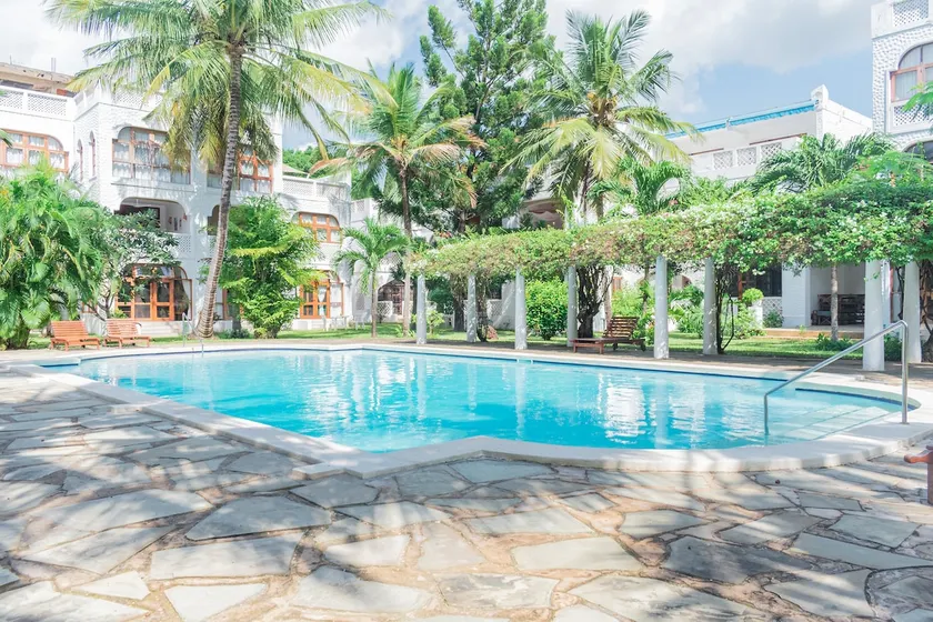 Wendy's Penthouse Diani - Image 1