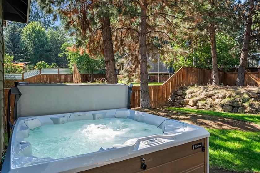 Family-friendly, affordable, close to everything! - Image 1