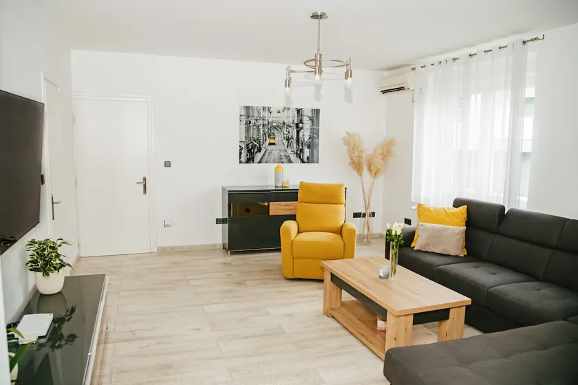 City Center Spacious Apartment Brandt - Image 1