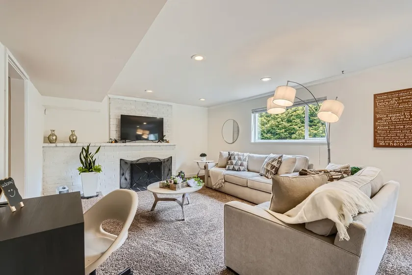Tranquil Seatac Hideway! - Image 1