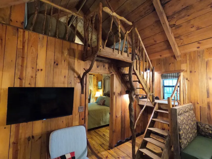 The Crockett Cabin at Starr Mountain Retreat - Image 1