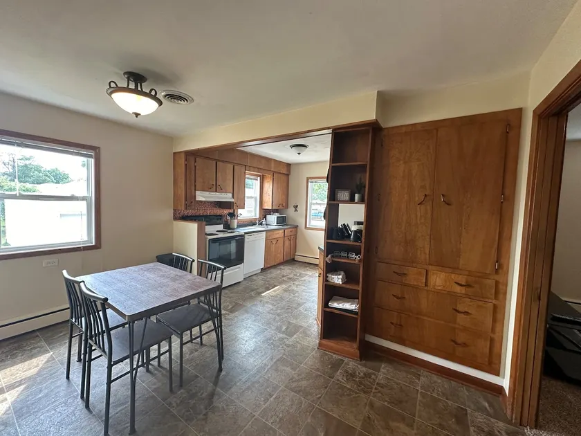 Clean & Cozy Bismarck Apartment - Image 1
