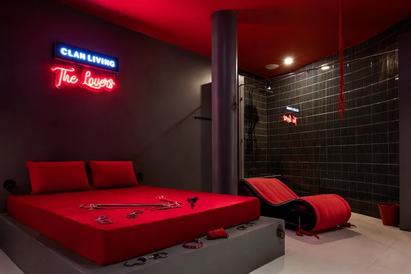 Jungle View Villa with Rooftop Pool & Red Room - Image 1