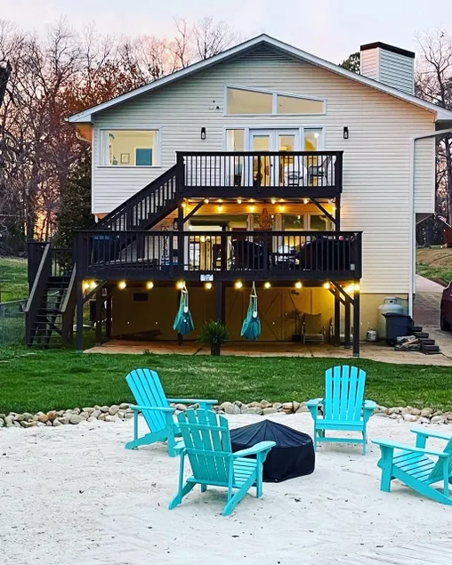 Driftwood Lake House-Quiet cove - Image 1