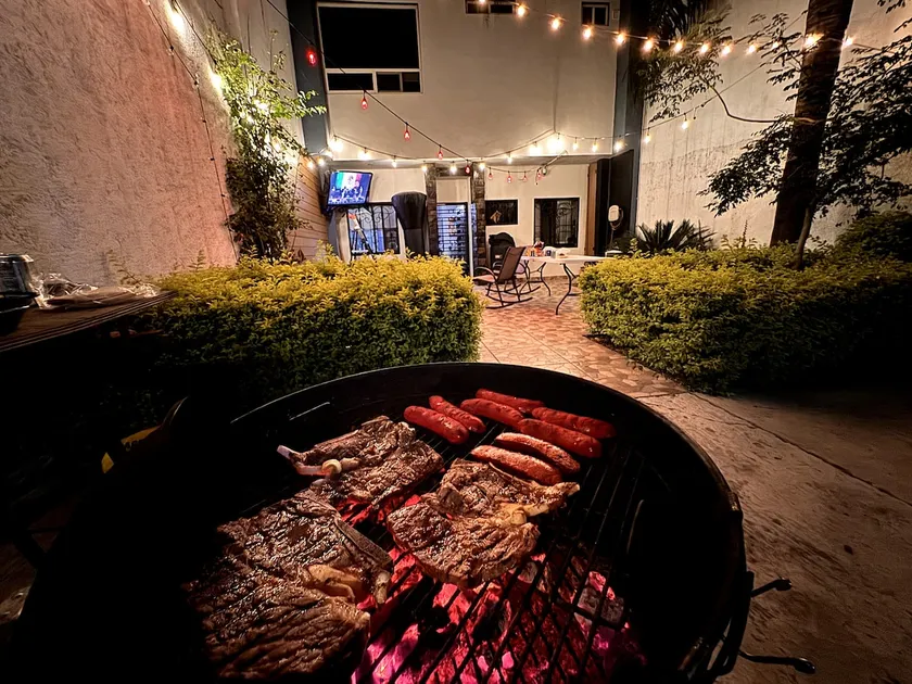 BBQ Retreat Near BBVA/Monterrey Stadium | Sleeps 6 - Image 1