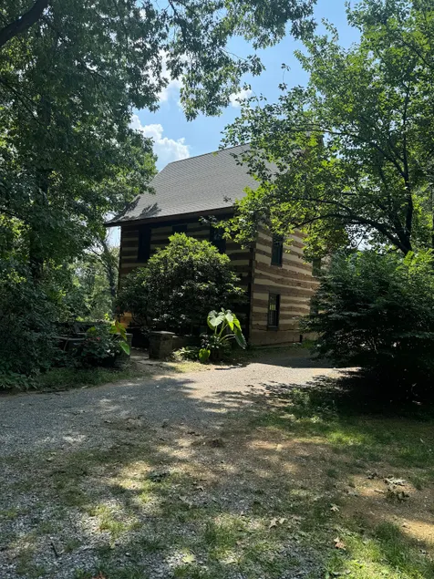 Log Cabin - Image 1