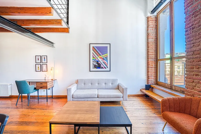 Loft Aduana - Image 1