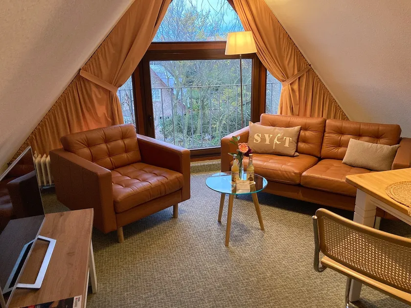 31* Small berth - central and close to the beach - Image 1
