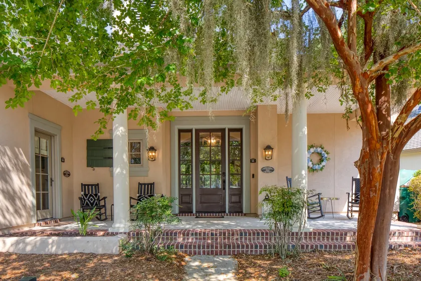 Hampton Hideaway-Quaint Cottage, Newly Renovated - Image 1