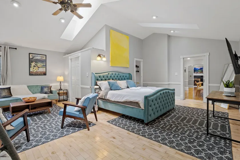 5bd/2ba - Modern Antique Home near Casinos - Image 1