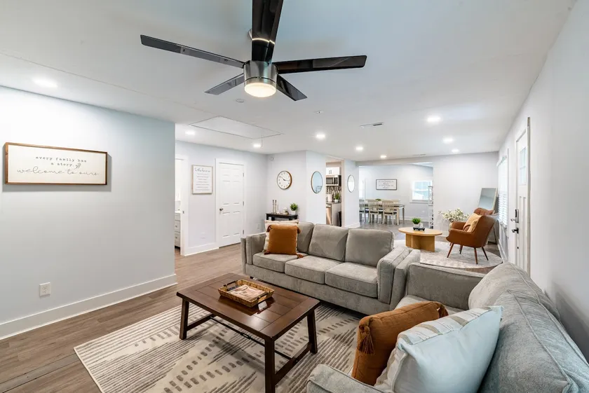 Charming Modern Cozy Home! - Image 1