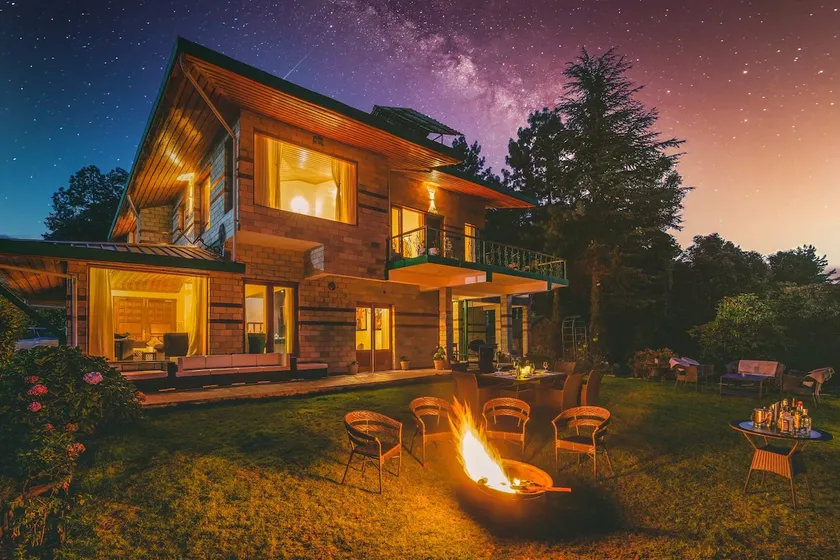 The Woods - Chail by StayVista - 5BHK Mountain-View Villa with Bar & Gazebo - Image 1