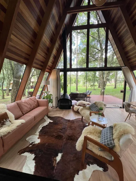 Chalet with External Hydro. - Image 1