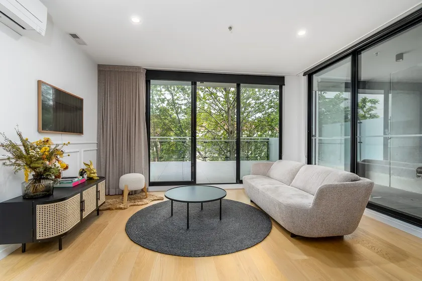 Stylish 2br Sanctuary In The Heart Of Braddon - Hosted By Canstay - Image 1