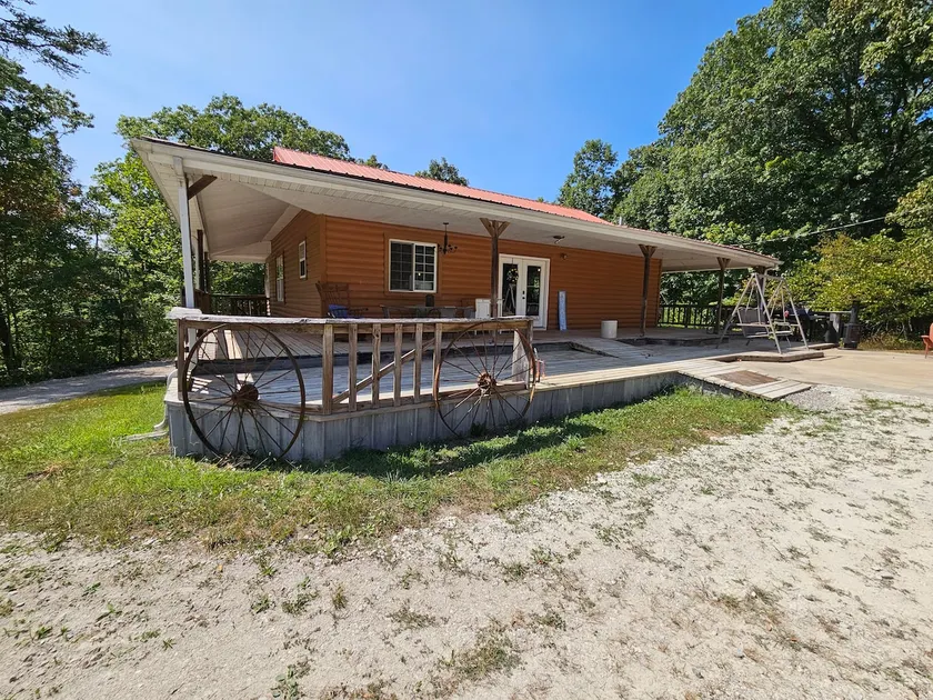 Castaway Cares - Image 1