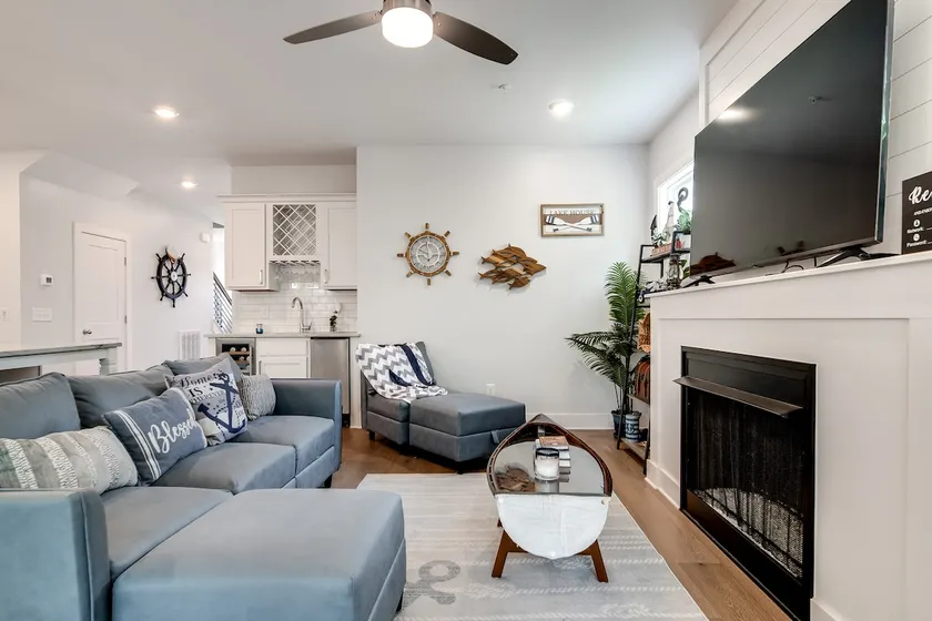 Anchor's Cove Retreat - Image 1