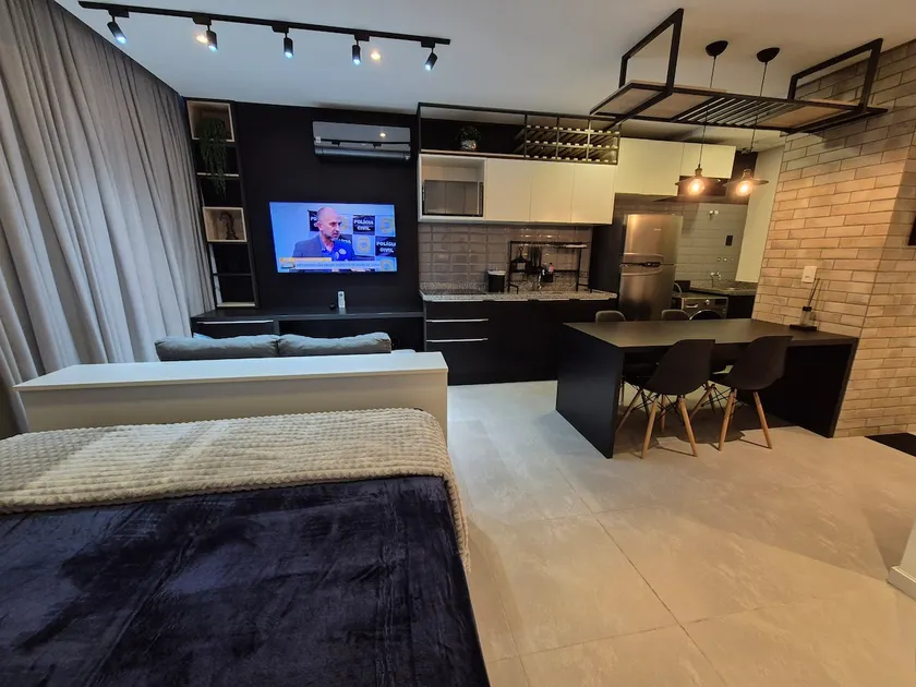 #16 - Beautiful and quiet, with garage, close to restaurants - Image 1