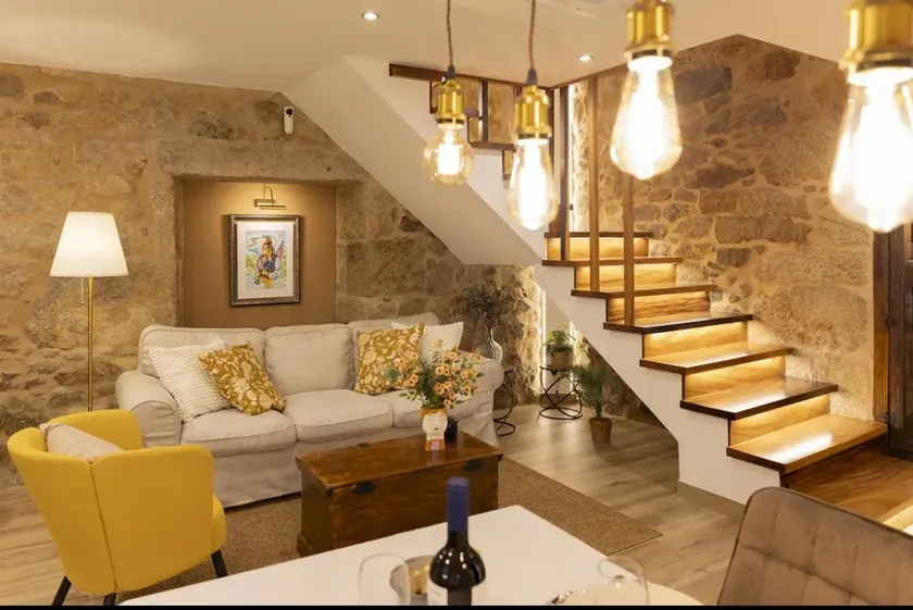 The Little Galia's Home - Image 1