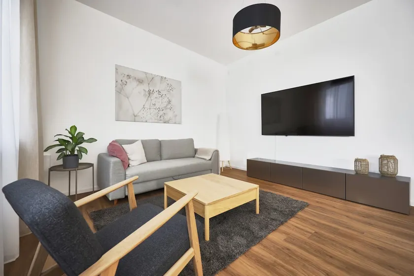 Luxurious apartment in the cathedral district - Image 1
