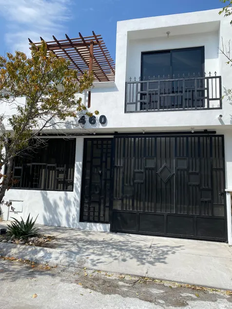 Entire House in Saltillo Sur - Image 1