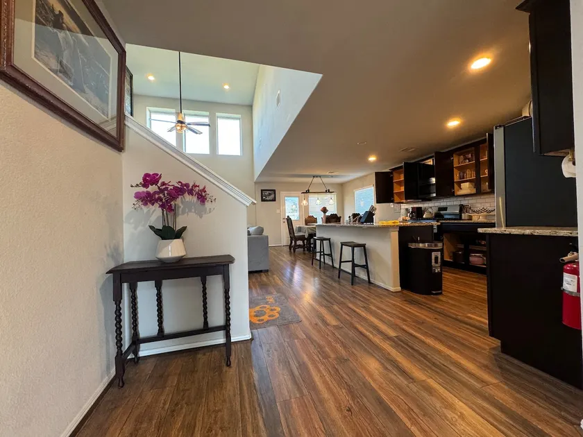 A Comforting Home In Katy - Image 1