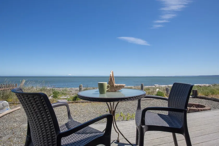 Beachcombers Cottage - Image 1