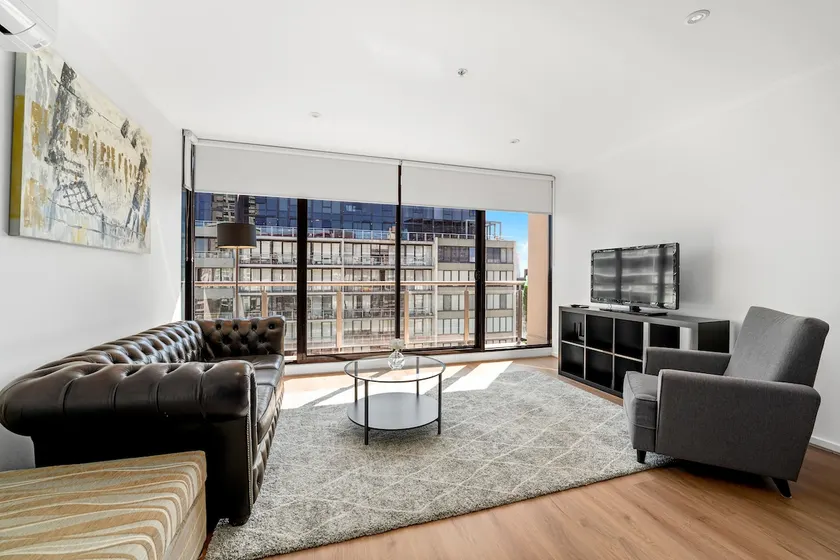 Metro Apartments - SouthMelbourne Luxury w parking - Image 1