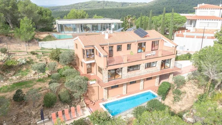 Miramar - pool, A/C, views - Image 1