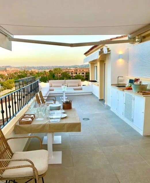 Penthouse Duplex Capri - Image 1