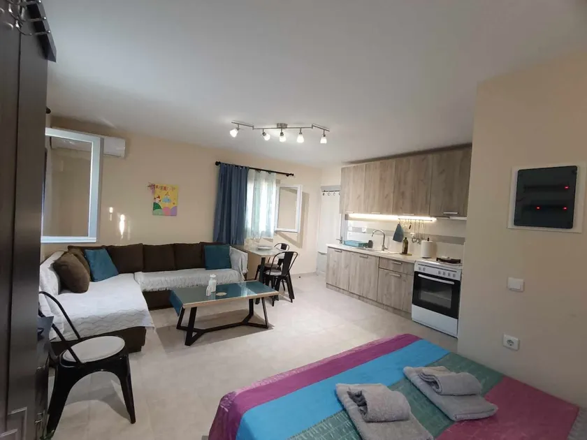 Terpno apartment - Image 1