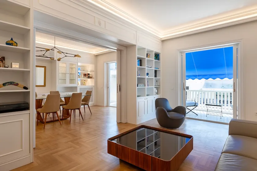 LadyF@Kanari. Luxurious Retreat. Heart of Kolonaki - Image 1