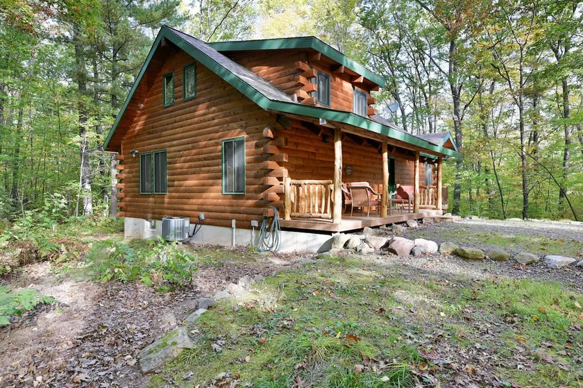 Muskie Ridge - Image 1