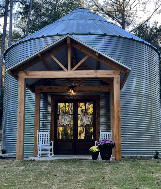 The Hometown Grain Bin | 10 Min Drive to Laurel - Image 1