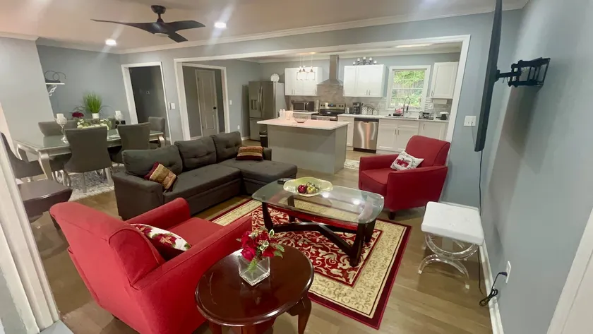 The Cozy Guesthouse - Image 1