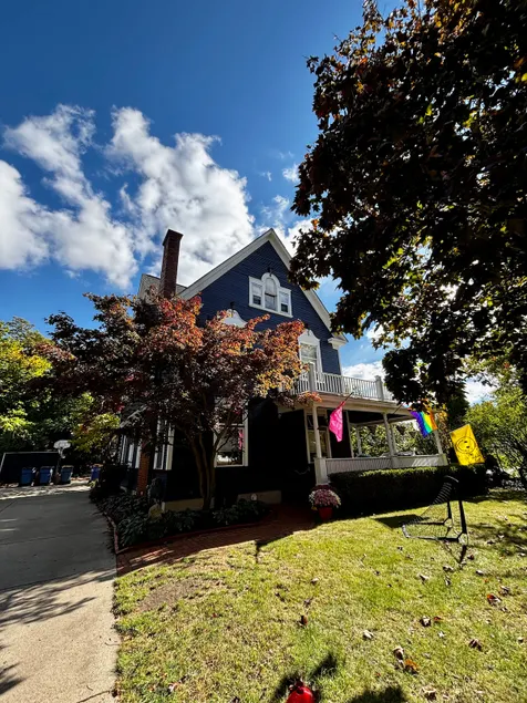 Heritage Hill House - Image 1