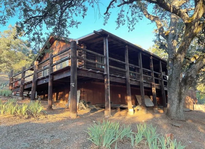 Los Reyes Cabin - Image 1