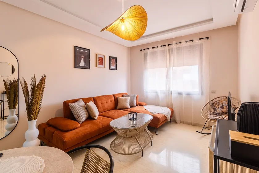 Mirage Central Flat(Fast Wifi, AC, Nespresso) - Image 1