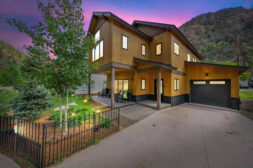 Upscale River Trail Home | King Beds | Fiber + A|C - Image 1
