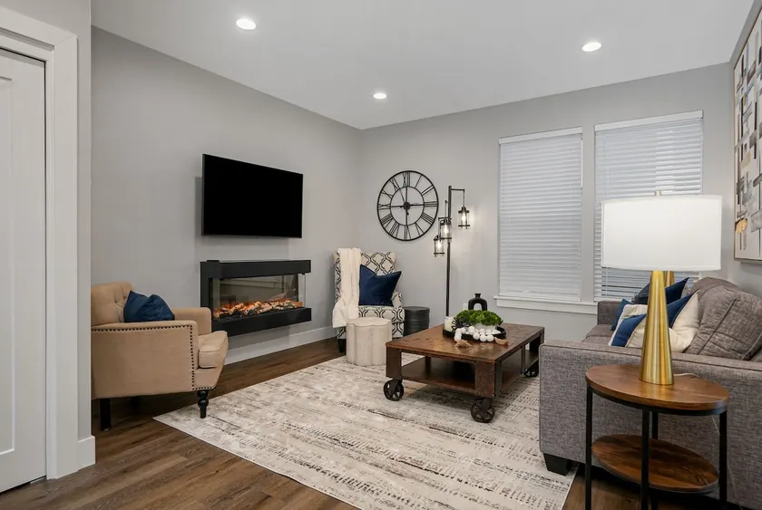 New 2 bd Townhome- King, near Hospital & Wineries - Image 1