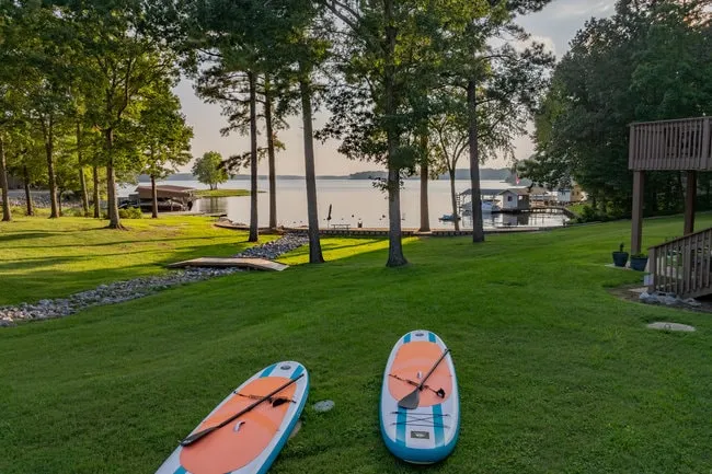 Lake Life is the Best Life. Main Lake with Beach! - Image 1