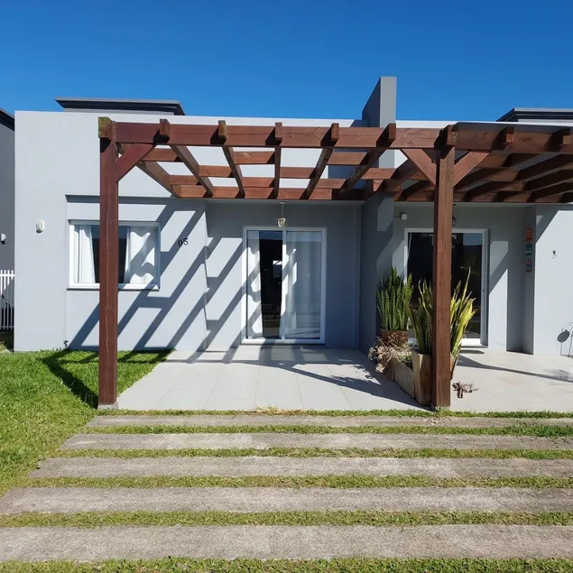 House in a condominium, 150 meters from the sea, with swimming pool - Image 1