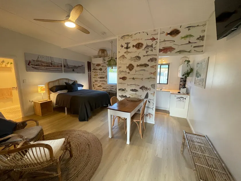 Mr&Mrs Fish Cabin 3 - Image 1
