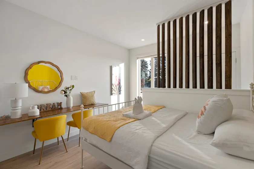 Cozy 1BDR + Bath, 5 Min to Train |Pineapple Suite. - Image 1