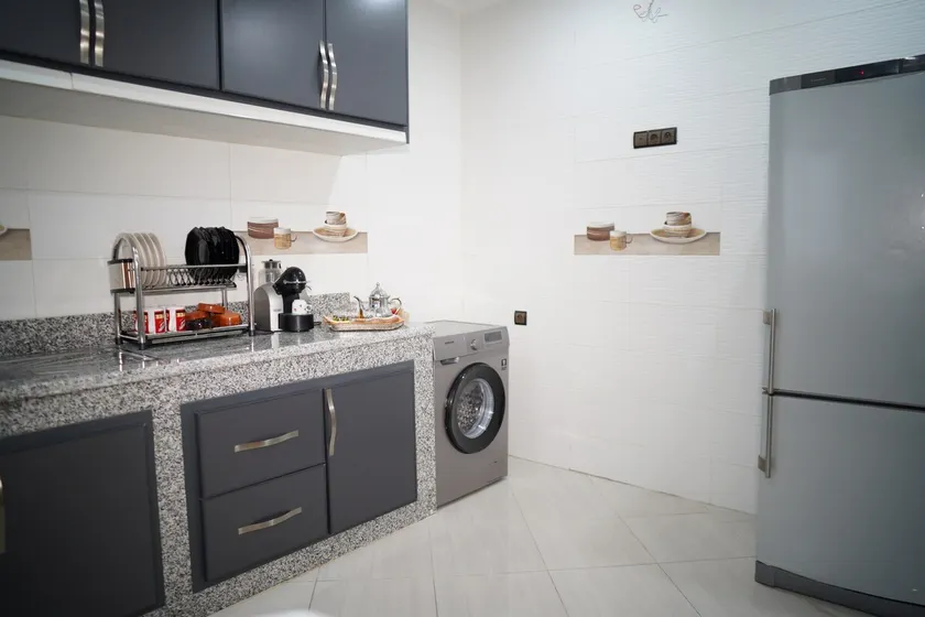 Fast Wifi 200 Mbps ,IPTV, Parking & Spacious Apart - Image 1