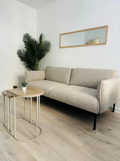 Modern & Bright near Bonne Barracks - WiFi - Image 1