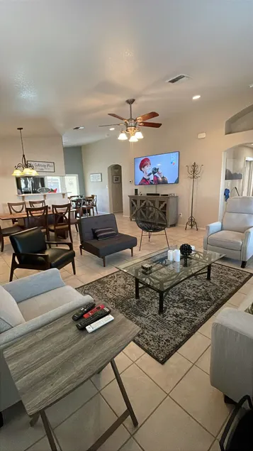 A house that has everything. - Image 1