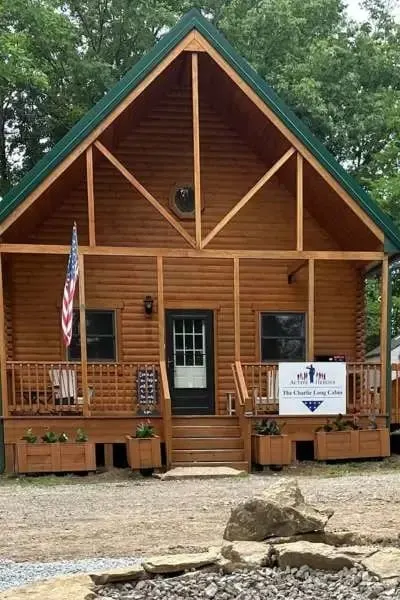 Charlie Long Cabin - Image 1